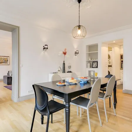 Sweett - Rue Saint Lazare Apartment